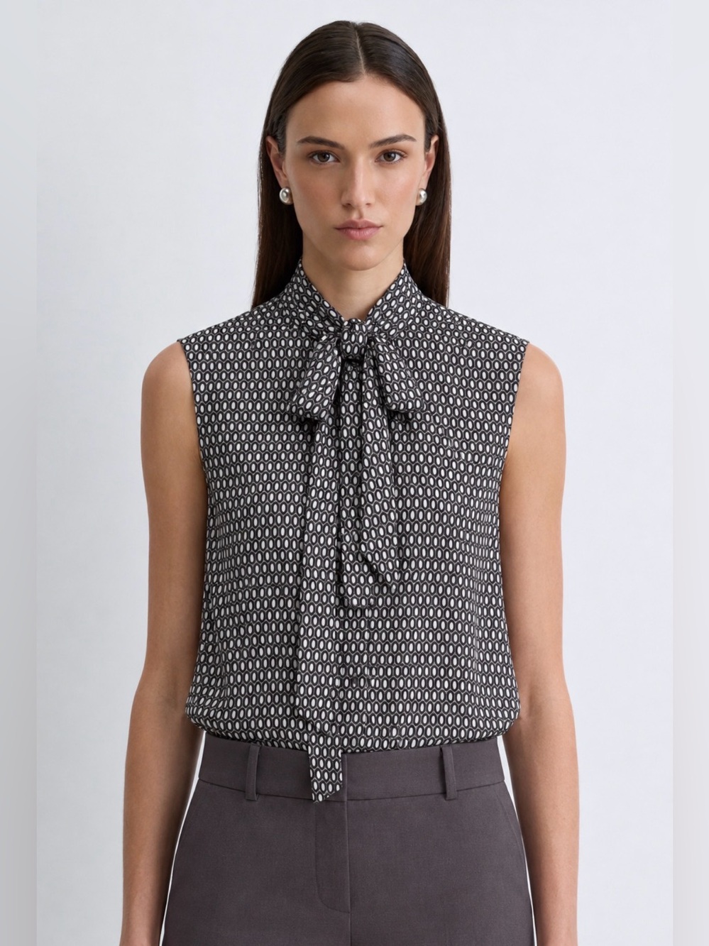 Judith & Charles Silk Sleeveless Tie Blouse Size 10